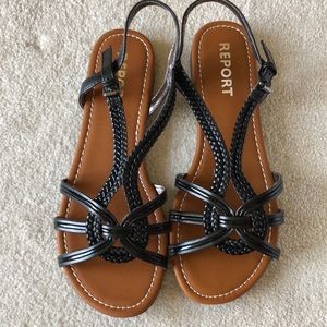 8.5 report gladiator sandals.